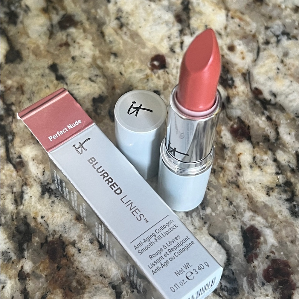 ⚡️🐍IT Cosmetics Blurred Lines Lipstick Perfect Nude - Picture 4 of 10
